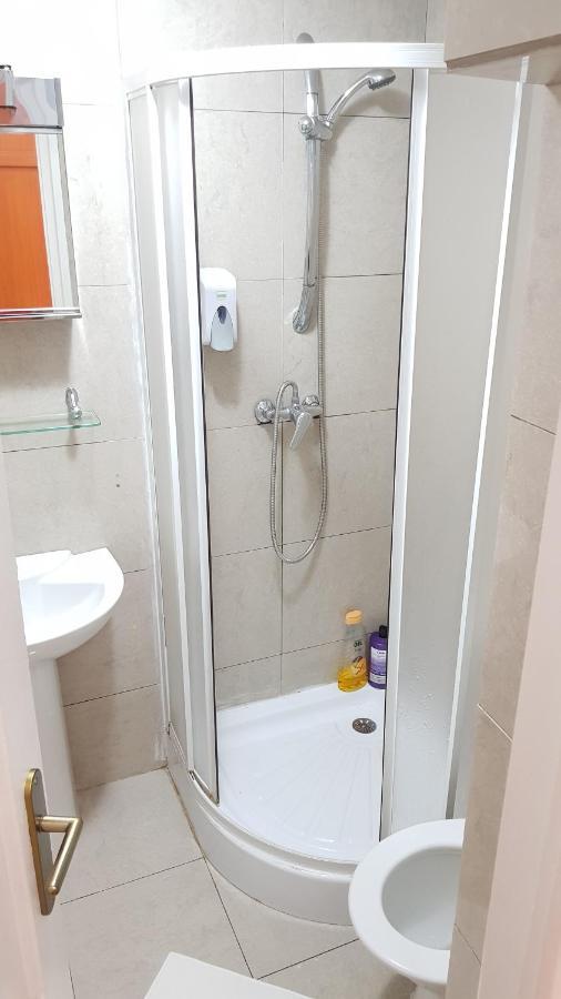 Global Downtown Apartments - Universitate - Balcescu Bucarest Extérieur photo