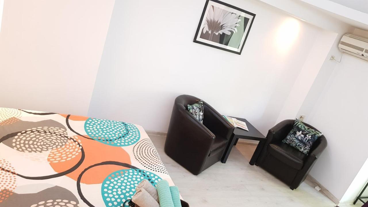 Global Downtown Apartments - Universitate - Balcescu Bucarest Extérieur photo